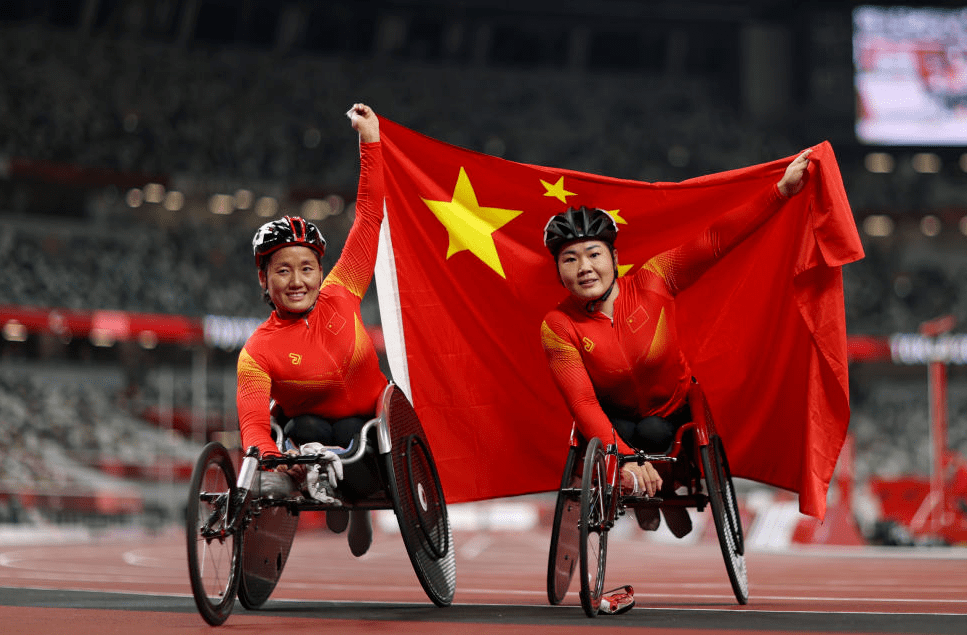 关于俄罗斯选手登顶乒乓球领奖台,喜笑颜开的信息 关于俄罗斯选手登顶乒乓球领奖台,喜笑颜开的信息