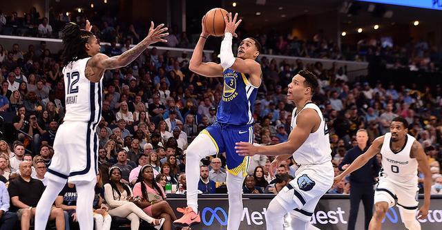 勇士负灰熊赛季首遇败绩