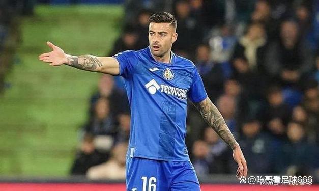 关于维戈塞尔塔客场大胜赫塔费，取得连胜的信息