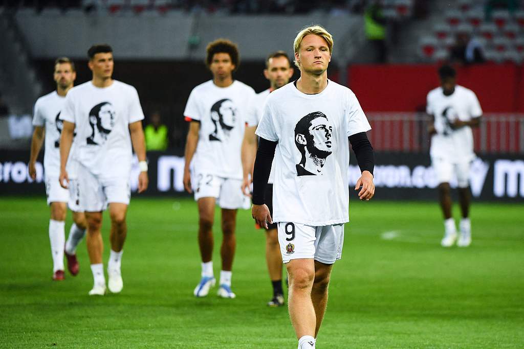 尼斯客场告捷，球队积极备战下一场比赛